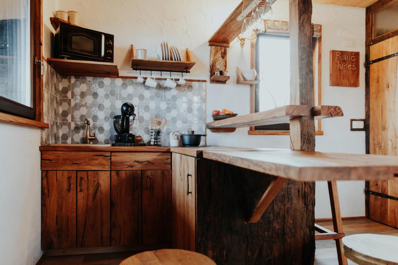 Treehouse Drevesna Hiska Strkovo Gnezdo Ranc Jures Luxury tent *