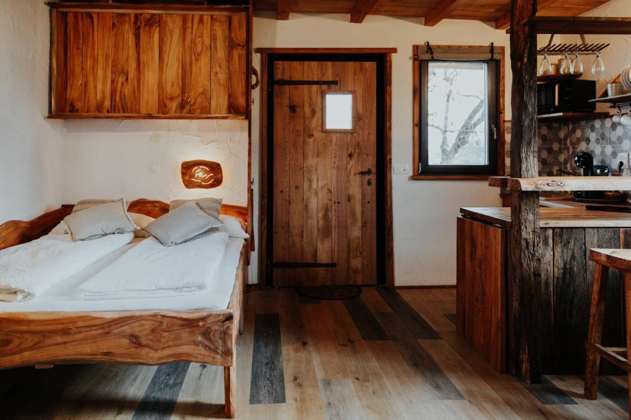 Treehouse Drevesna Hiska Strkovo Gnezdo Ranc Jures Luxury tent *